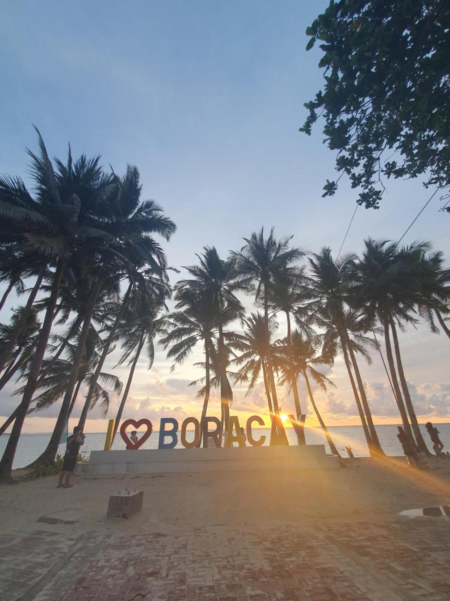 Clubboracay Apartelle Balabag  Exterior photo