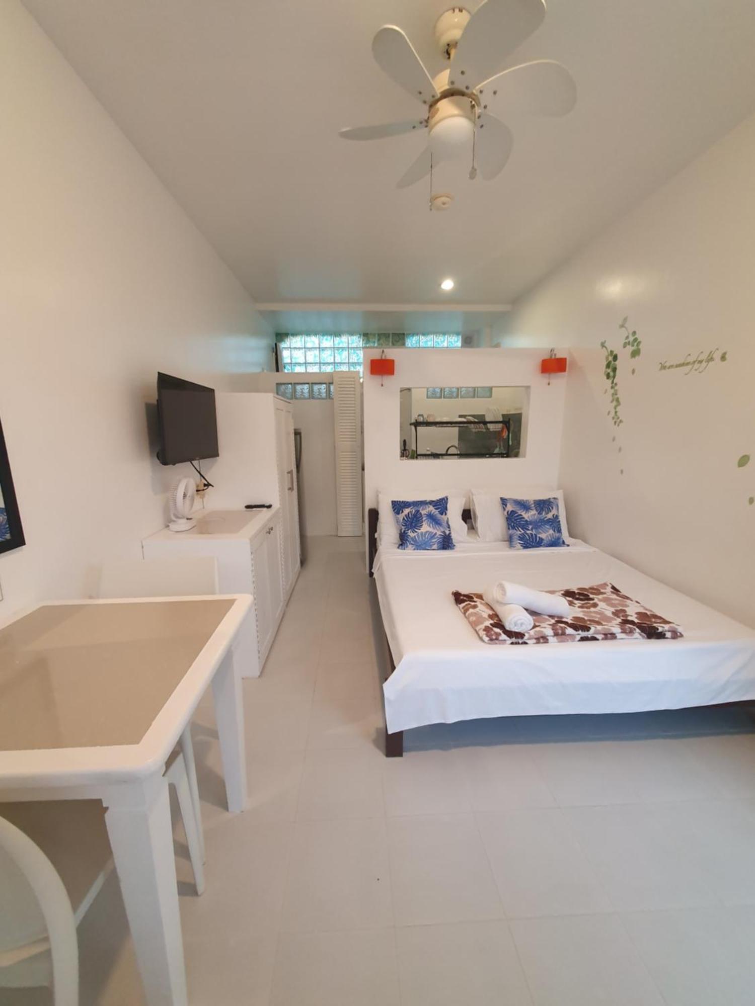 Clubboracay Apartelle Balabag  Exterior photo