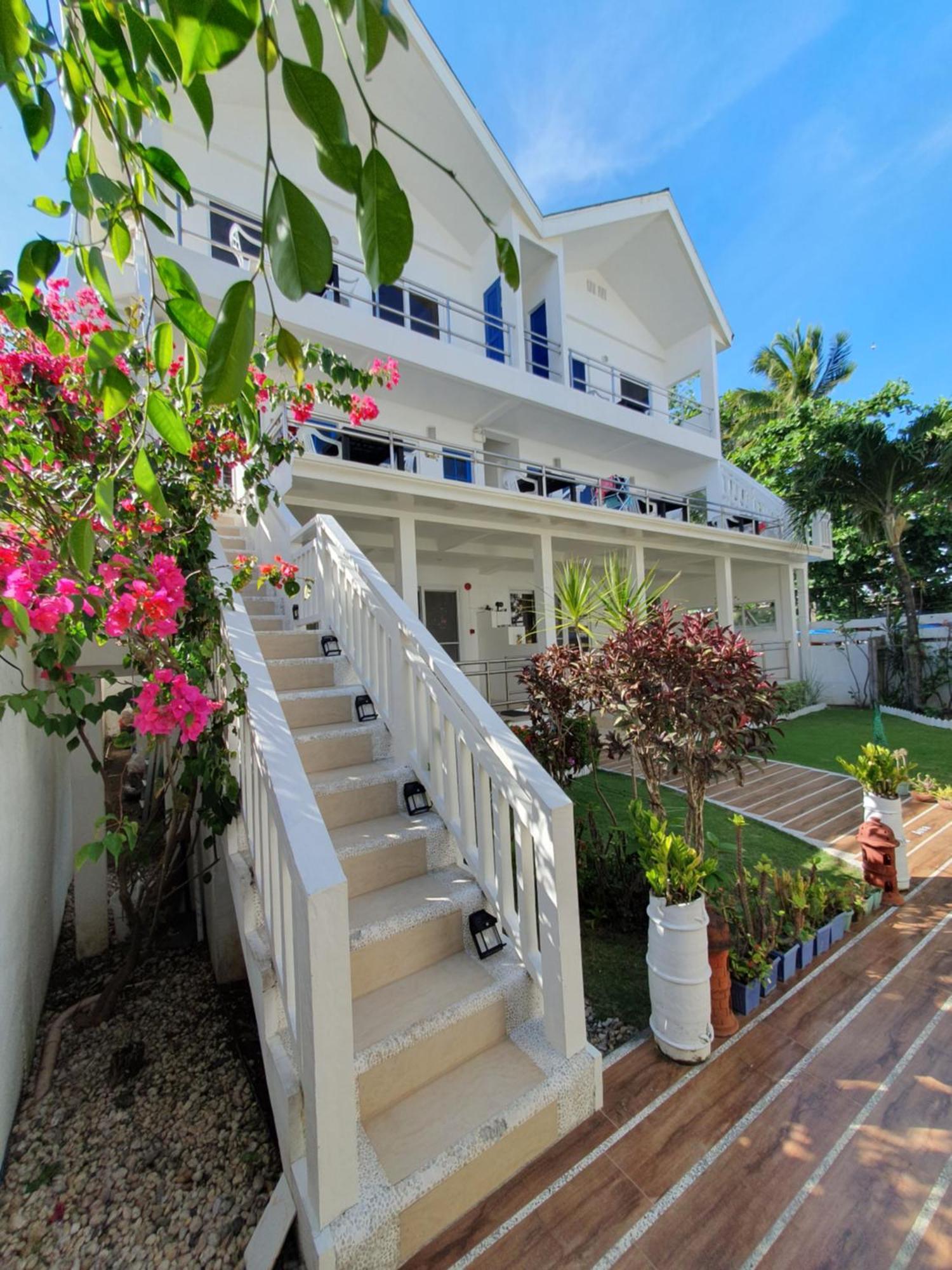 Clubboracay Apartelle Balabag  Exterior photo