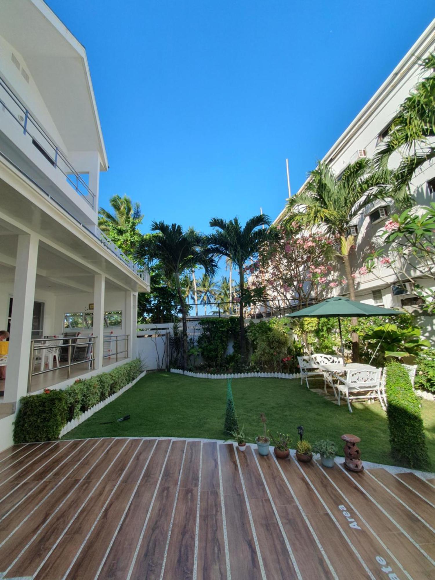 Clubboracay Apartelle Balabag  Exterior photo