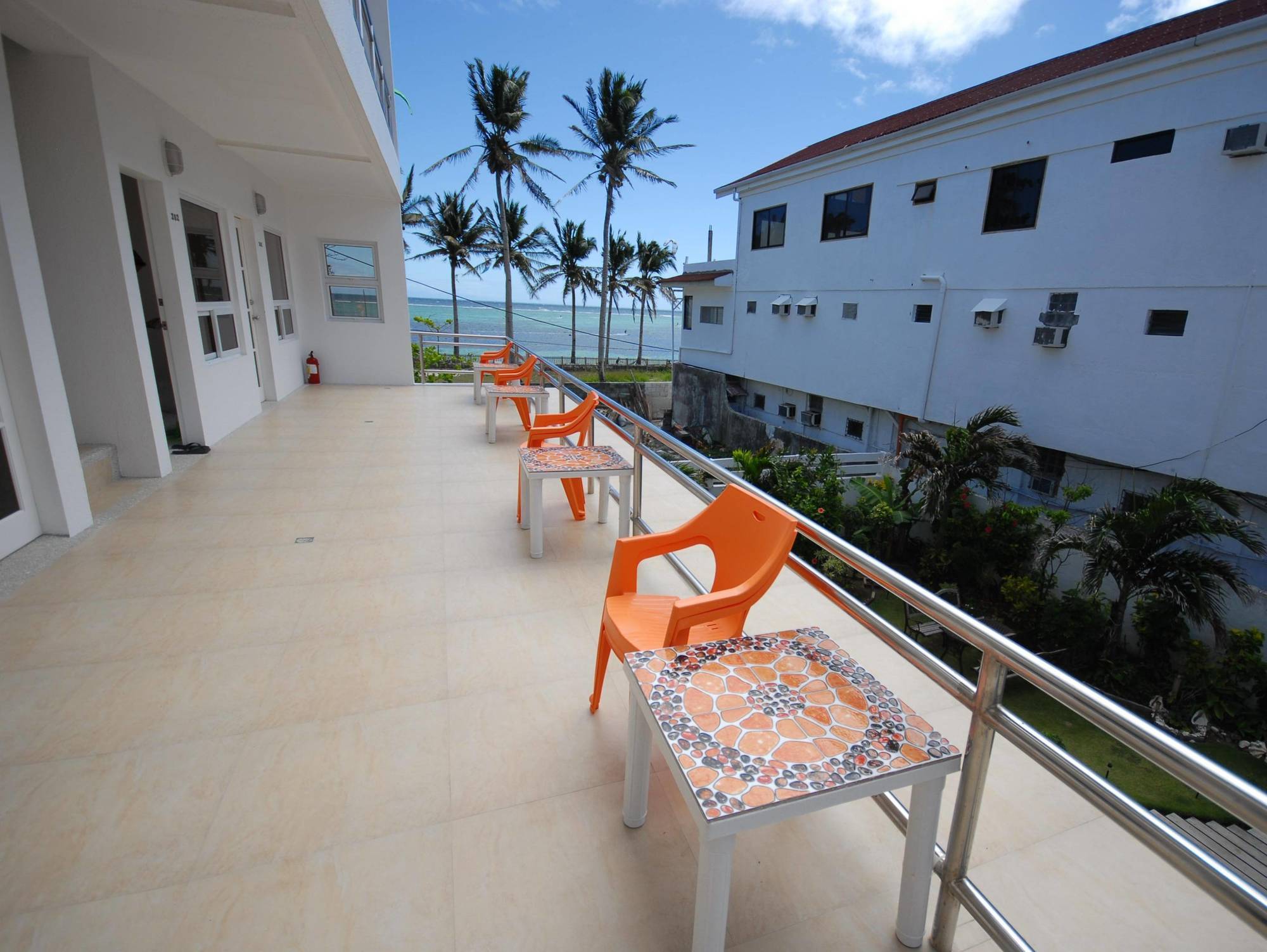 Clubboracay Apartelle Balabag  Exterior photo